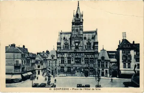 Place de l'Hôtel de Ville